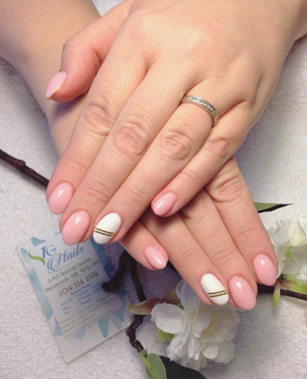 D4EDEE81-227F-4F38-8E8F-EF355DCD5A46