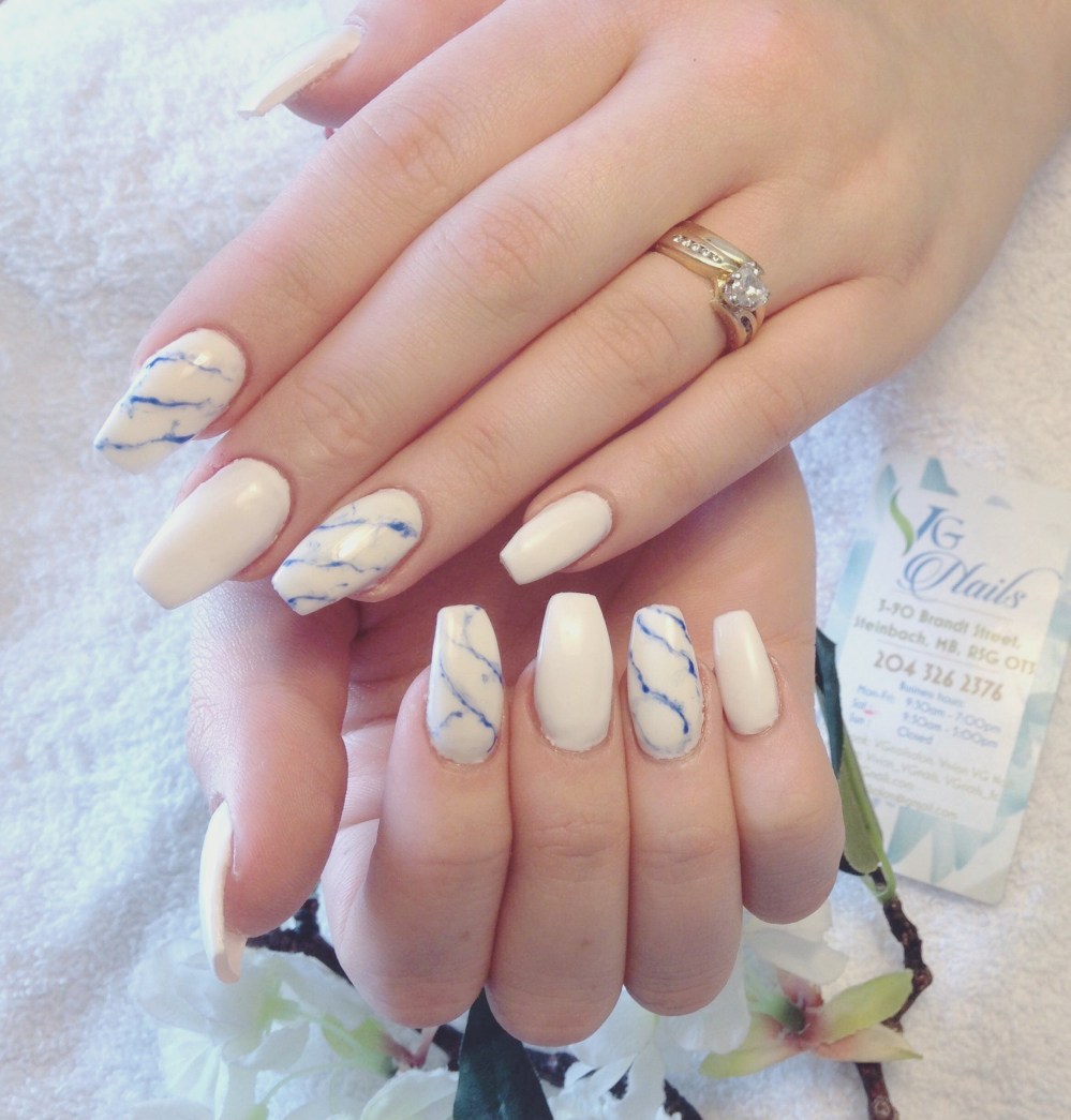 25D02752-C144-4B5C-8CEE-C65AB3B8326D